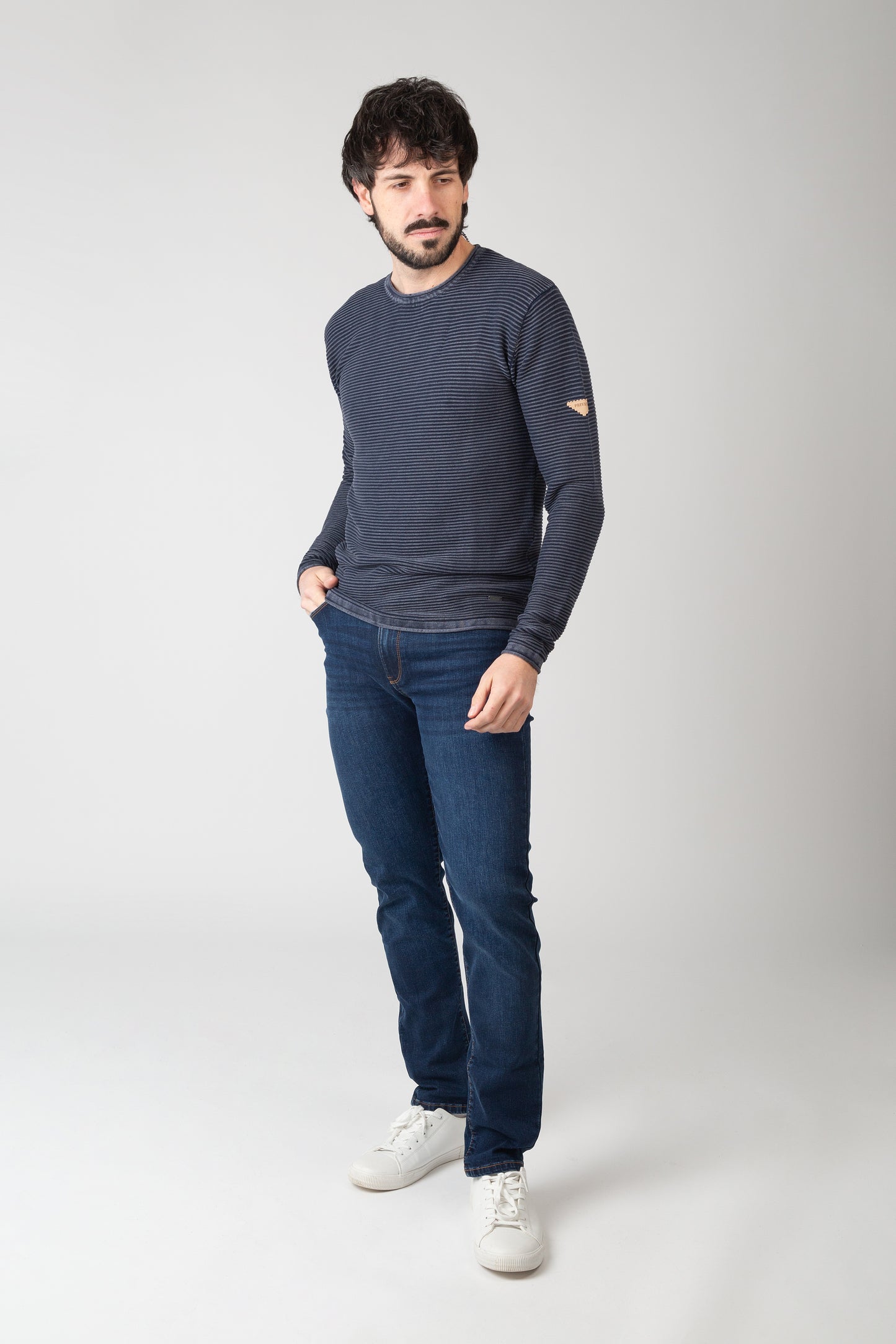 PRI2823 NAVY