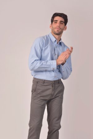 Pantalón chino stretch gris