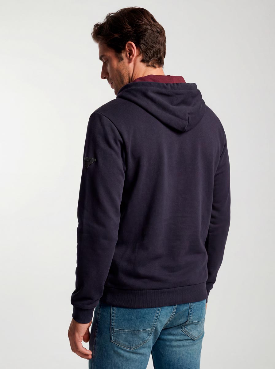 SUDADERAS CON CAPUCHA - Imagen 3